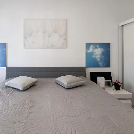 Red Bridge 아파트