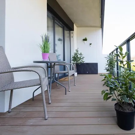 Red Bridge Apartment Dziwnow