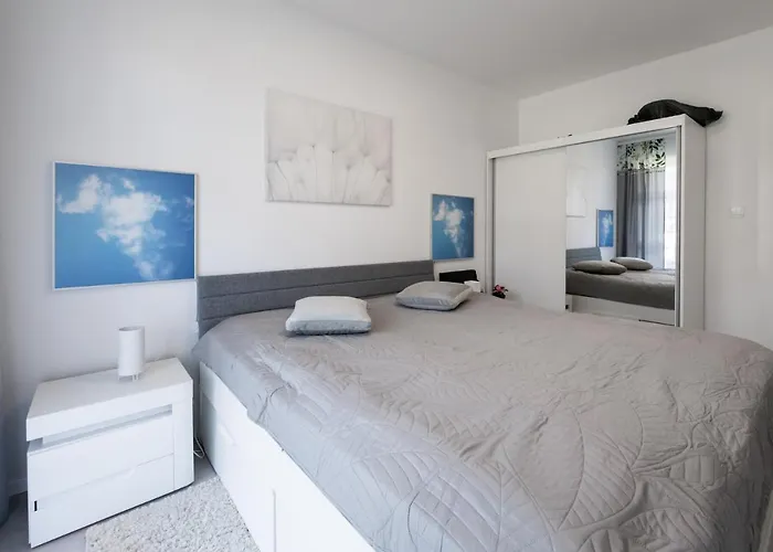 아파트 Red Bridge *